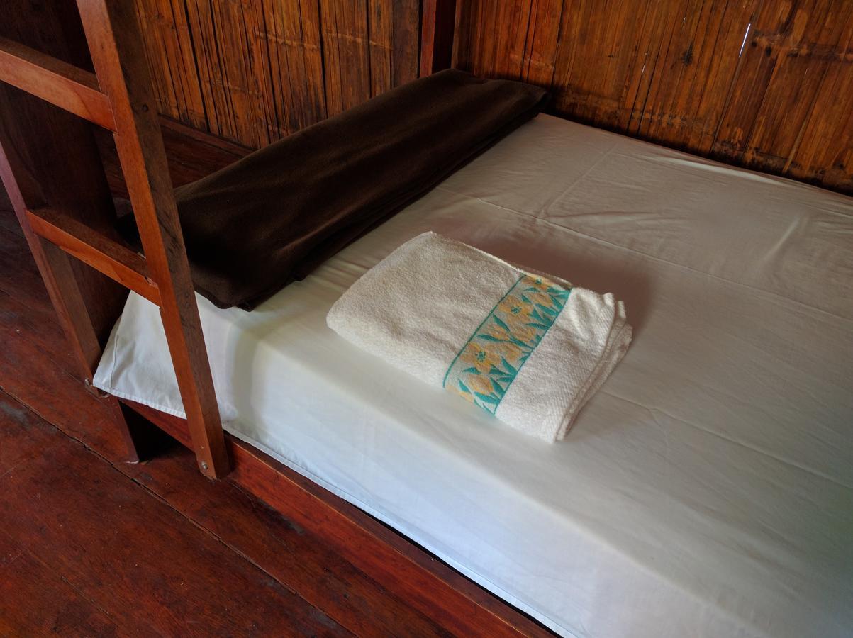 Green Forest Ecolodge Puerto Montufar Zewnętrze zdjęcie